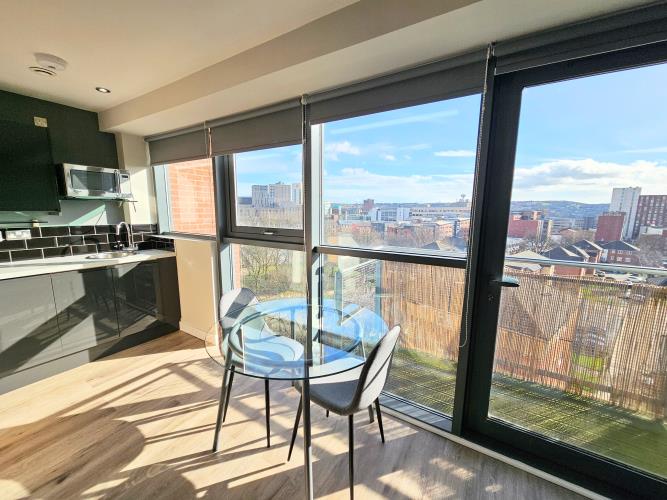 Large Studio Apartment WITH BALCONY<br>401 Cube, West One, 2 Broomhall Street, City Centre, Sheffield S3 7SW