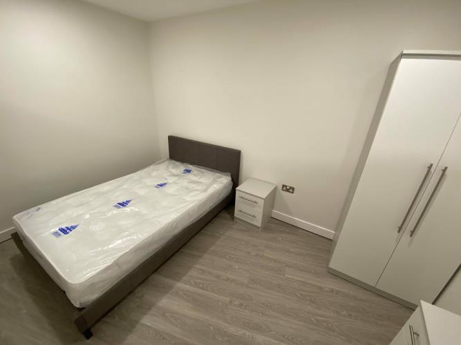 One Bedroom Apartment Available July 2025!<br>West One, Fitzwilliam Street, City Centre,  S3 7ST