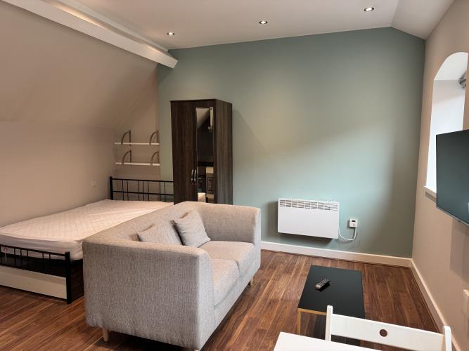 Huttons Studio - Available August 2025!<br>Huttons Buildings, West Street, Sheffield, S1, City Centre, Sheffield S1 4AQ