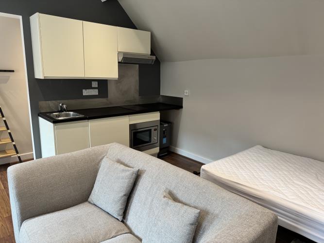 Huttons Studio - Available August 2025!<br>Huttons Buildings, West Street, Sheffield, S1, City Centre, Sheffield S1 4AQ