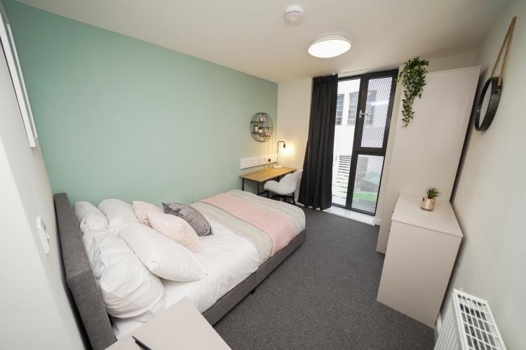 3 Bedroom Apartments, Sellers Wheel<br>108 Arundel Lane, City Centre, Sheffield S1 4RF