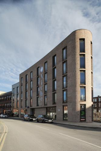 Deluxe Studio, Niche Buildings<br>83 Sidney Street, City Centre, Sheffield S1 4AX