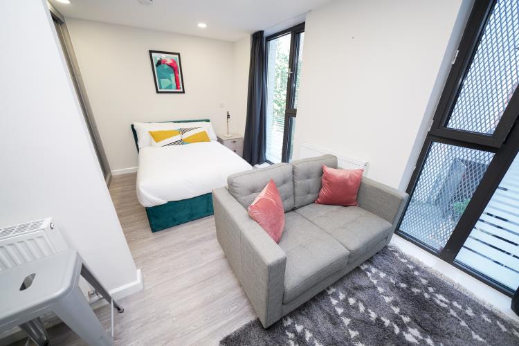 Deluxe Studio Apartment, Sellers Wheel<br>108 Arundel Lane, City Centre, Sheffield S1 4RF