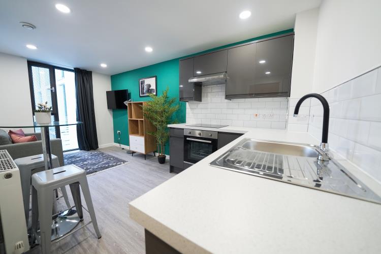 Deluxe Studio Apartment, Sellers Wheel<br>108 Arundel Lane, City Centre, Sheffield S1 4RF