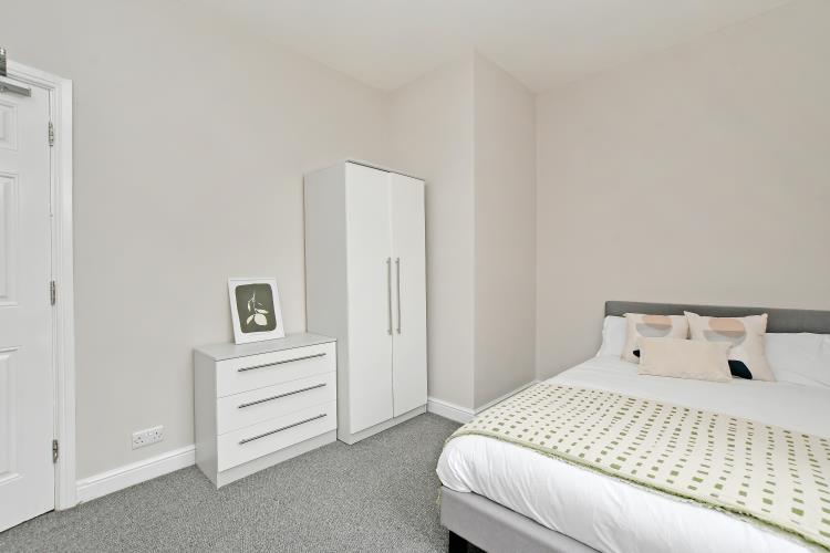 Modern 5 Bedroom House<br>177 Upper Hanover Street, Broomhall, Sheffield S3 7RR